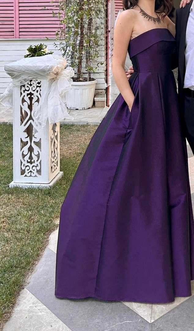 Mor Straplez Drapeli Uzun Abiye Elbise - Görsel 2