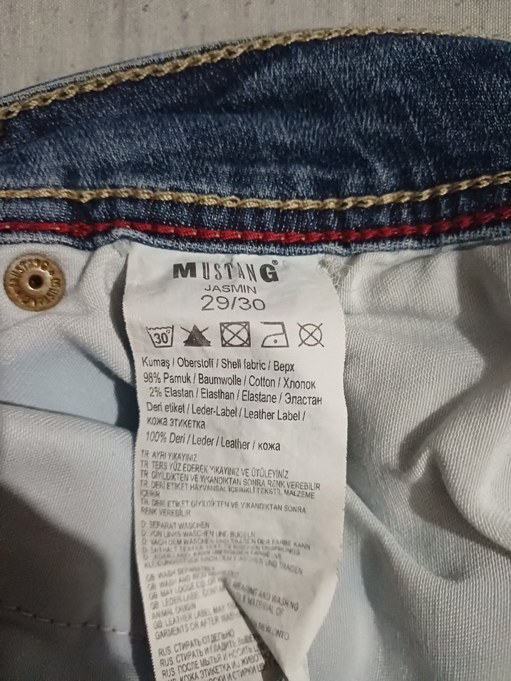 Vintage Mustang Jasmin Y2K fit - Görsel 5