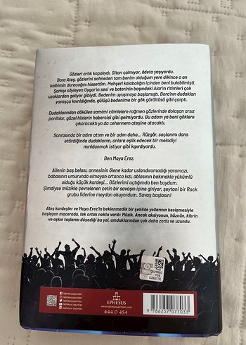 Beden Renk M. RISE - Sesini Duyur Roman Seti iki kitap