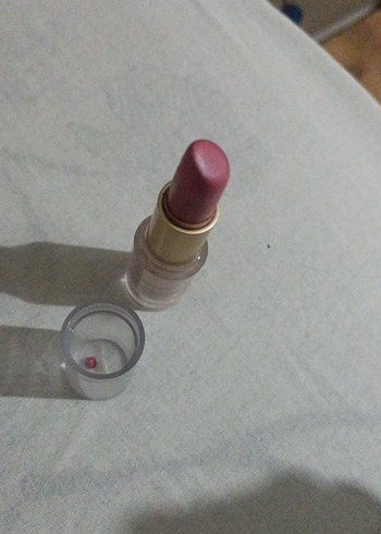 Bej Renkli Estée Lauder Ruj - Görsel 4