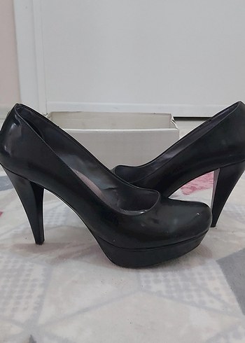 Kadın Siyah Rugan Platform Topuklu Stiletto