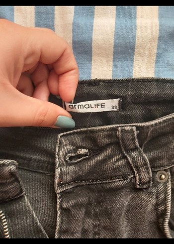 Düğmeli Fit Siyah Denim Kadın Pantolon - Görsel 4