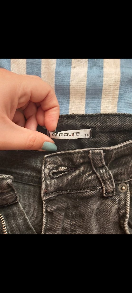 Düğmeli Fit Siyah Denim Kadın Pantolon - Görsel 4