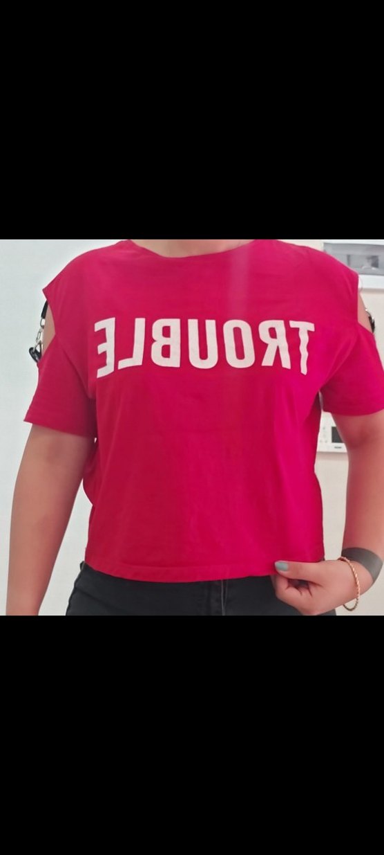 Kısa Kollu, Baskılı, Tokalı Kırmızı Kadın Tişört - Görsel 2