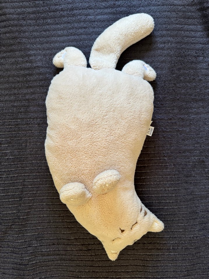 Bej Peluş Kedi Oyuncak - Görsel 3