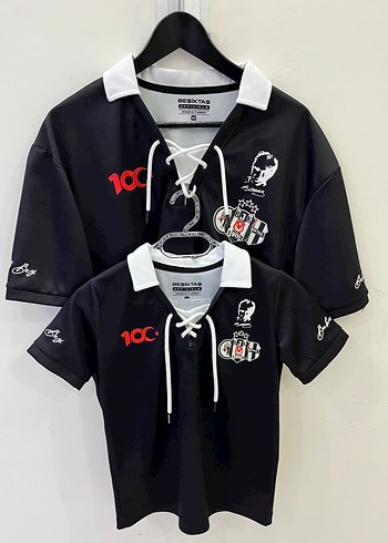 Cumhuriyetin 100. Yılı özel tasarım Beşiktaş forması