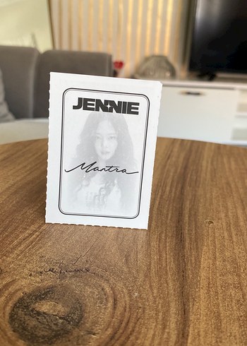  2 tane Jennie mantra pc (hediye koyuyorum). Bere