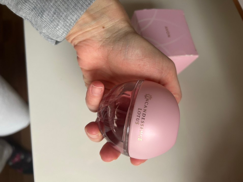 Avon ıncandessence lotus - Görsel 4