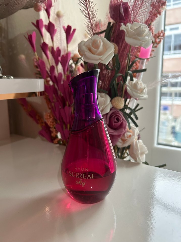 Avon Sürreal Bayan Parfümü - Görsel 2