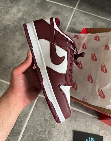 NİKE DUNK BORDO