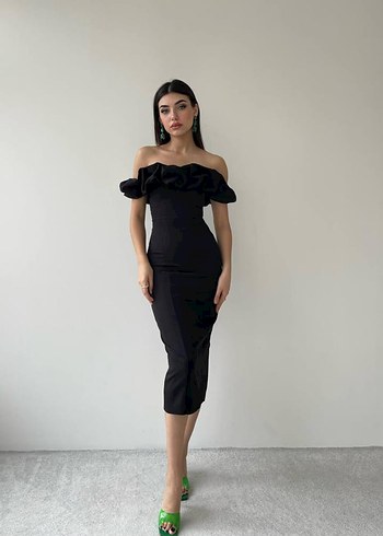 s Beden siyah Renk Kadın Siyah Straplez Fırfırlı Kalem Elbise