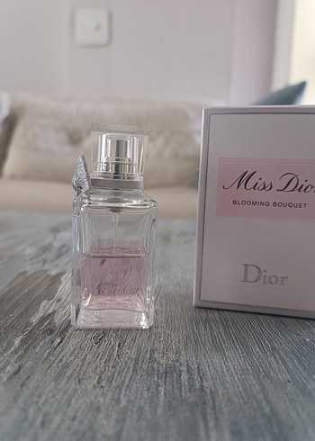 Dior Miss Dior Blooming Bouquet Kadın Parfümü - Görsel 2