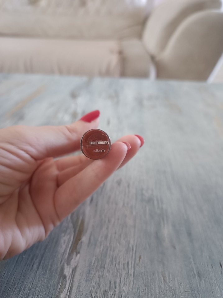 The Balm Mat Görünümlü Dudak Parlatıcısı - Görsel 2