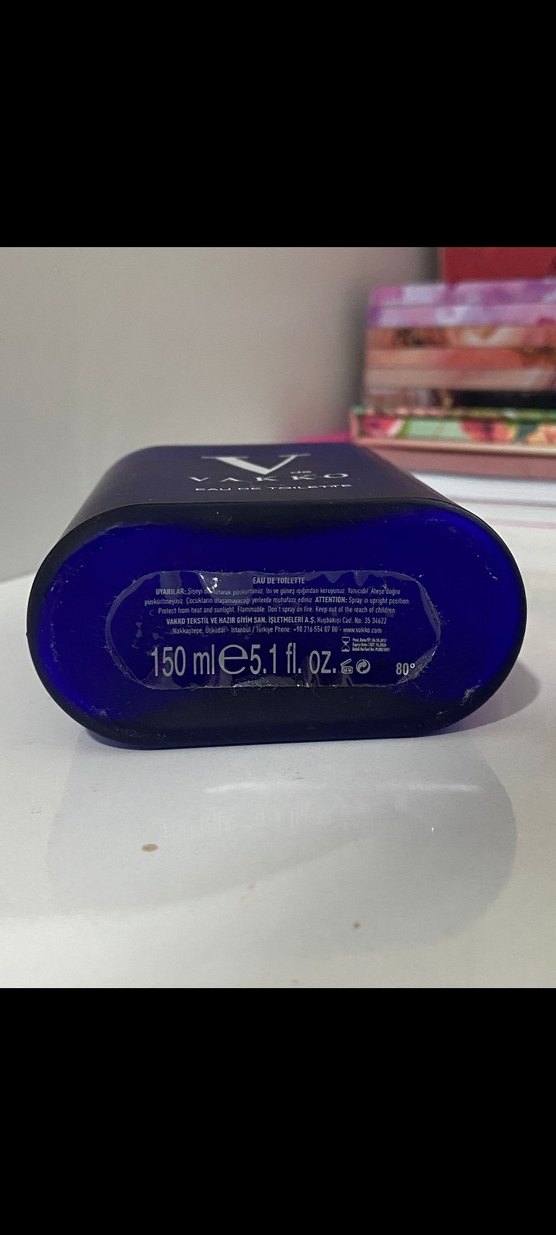 Vakko V Erkek Parfümü Boş Şişe - Görsel 4