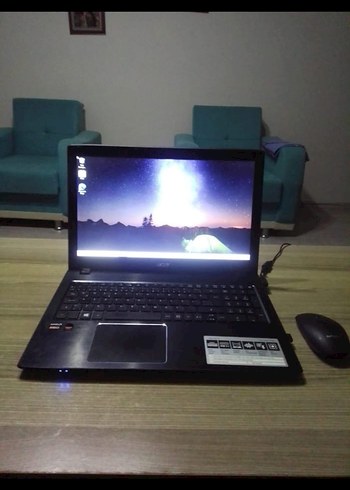Siyah Laptop Bilgisayar
