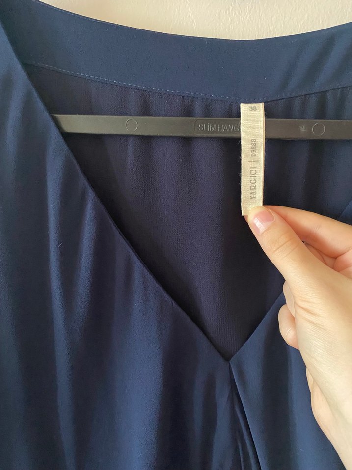 Yargıcı Lacivert V Yakalı Şifon Business Elbise - Görsel 3