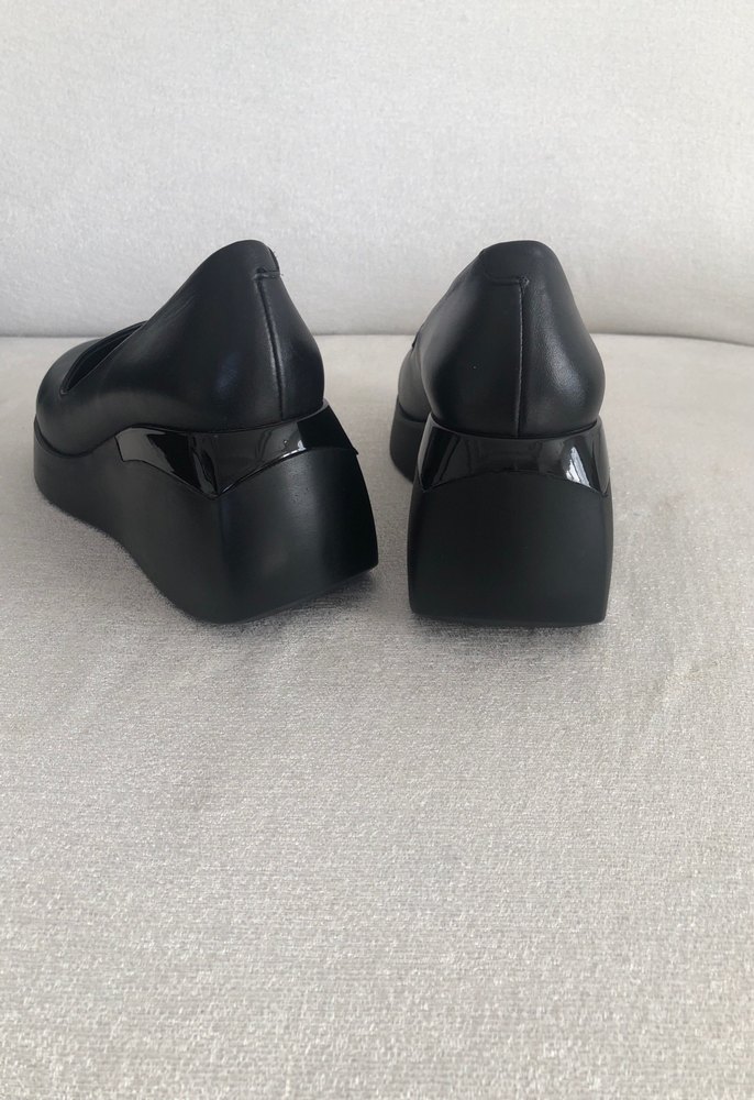 Siyah Platform Topuklu Kadın Klasik Ayakkabı - Görsel 3