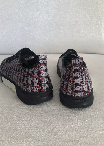 Desenli Kadın Sneakers, içi dışı hakiki deri 36 numara, ithal ma - Görsel 3