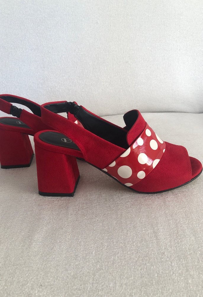 Kırmızı Puantiyeli Dolgu Topuklu Kadın Ayakkabım - Görsel 2