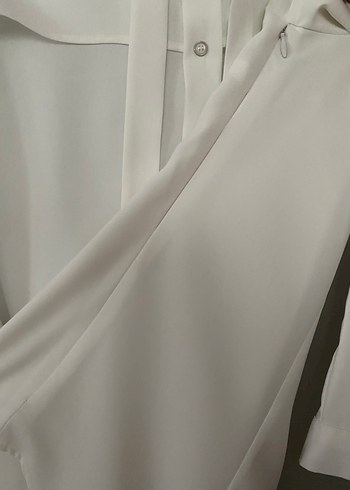Düğmeli Beyaz Kadın Gömlek - Görsel 2
