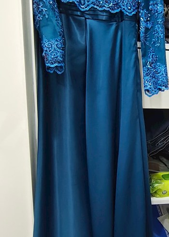 Mavi İşlemeli ve Payetli Uzun Abiye - Görsel 3