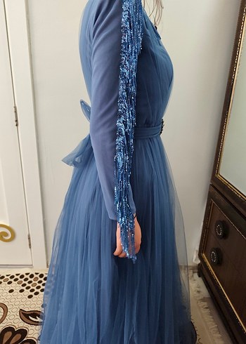 Mavi Drapeli Uzun Kollu İşlemeli Abiye - Görsel 6