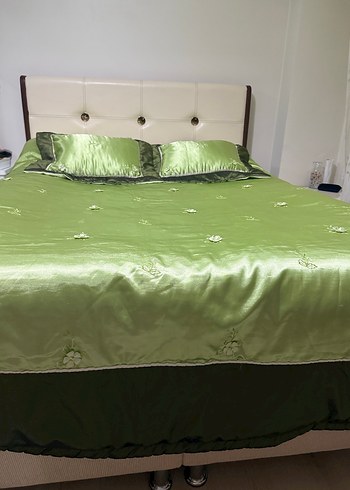 Yeşil İşlemeli saten çift kişilik Yatak Örtüsü takımı - Görsel 9