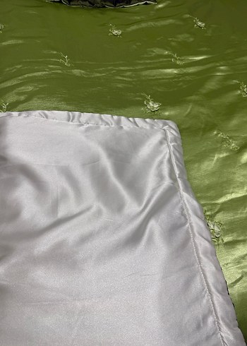 Yeşil İşlemeli saten çift kişilik Yatak Örtüsü takımı - Görsel 2