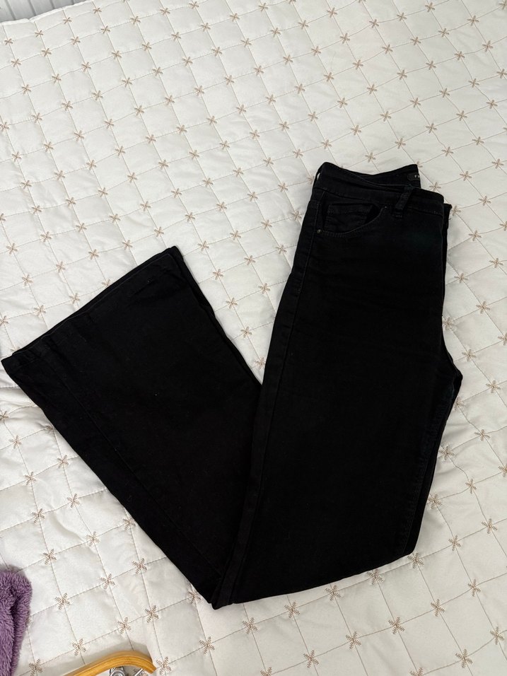 Siyah Bol Kesim Midi Boy Kot Pantolon - Görsel 4