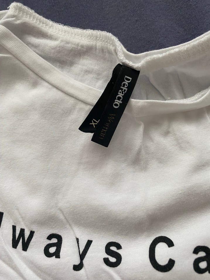 Beyaz Kadın Kısa Kollu Baskılı Tişört - Görsel 2