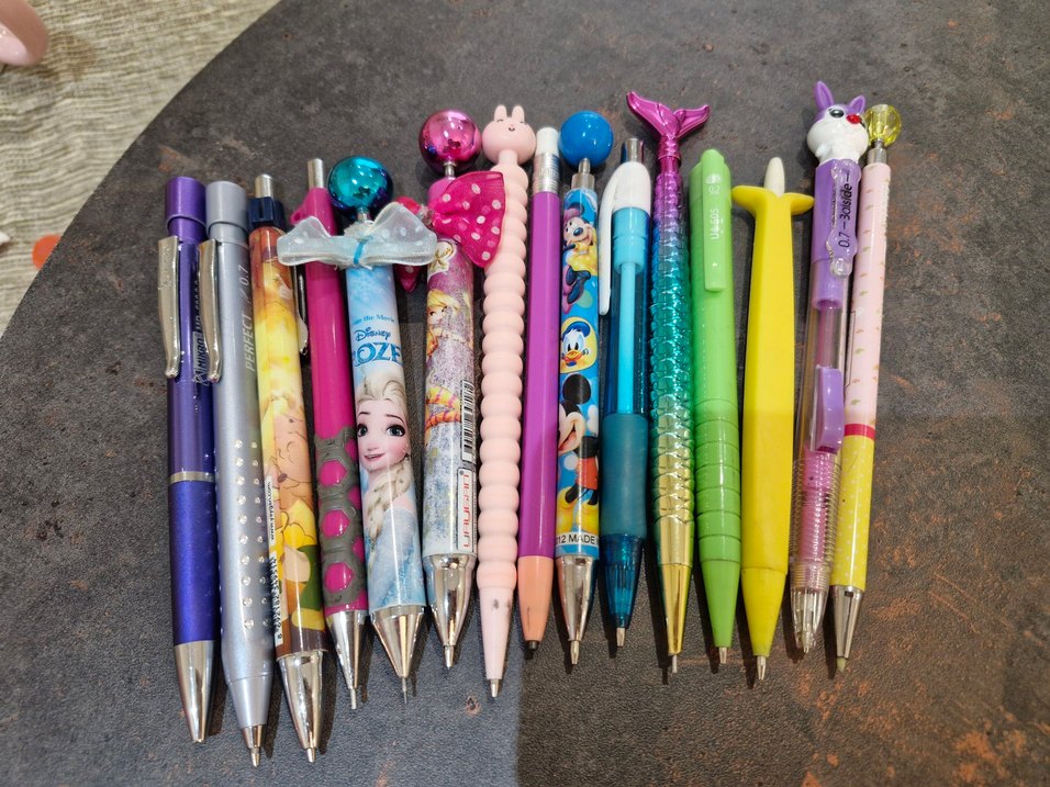 Renkli Karışık Tasarımlı Uçlu Kalem Seti - Görsel 3