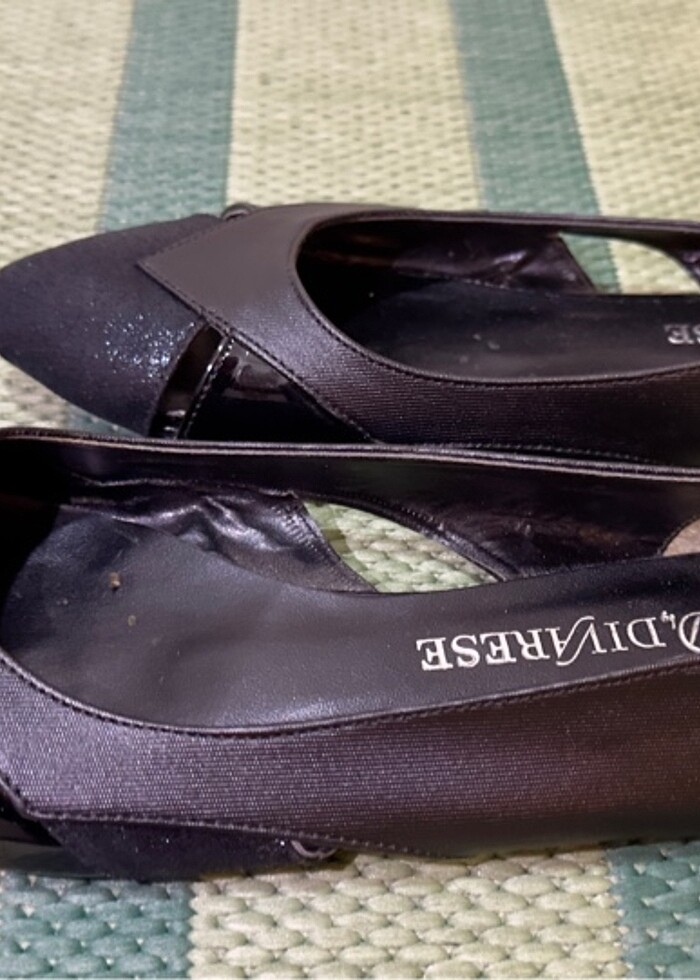 Divarese ve inci ayakkabı beraber - Görsel 2