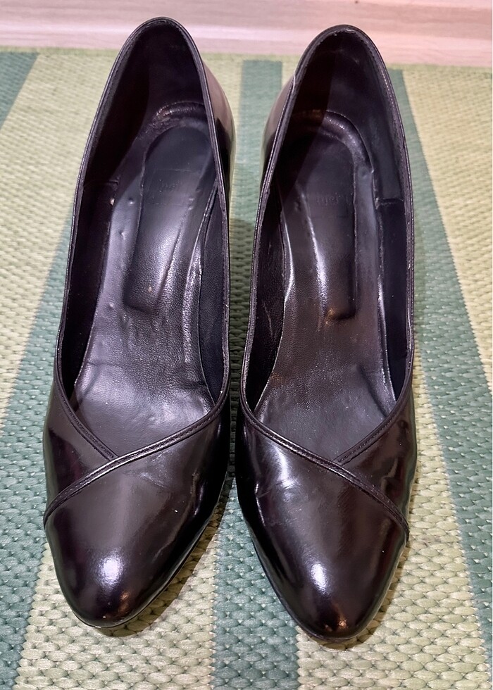 Divarese ve inci ayakkabı beraber - Görsel 5