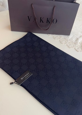 Vakko Vakko Lacivert Jakar Şal