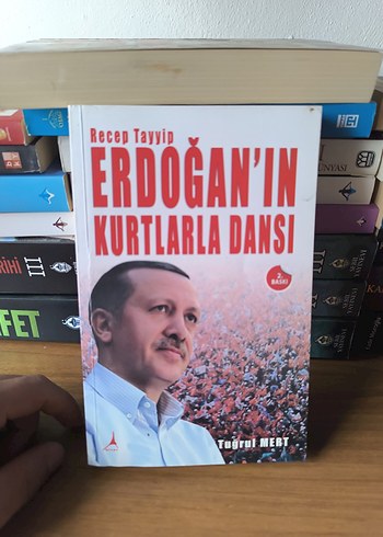 Recep Tayyip Erdoğan'ın Kurtlarla Dansı Kitabı