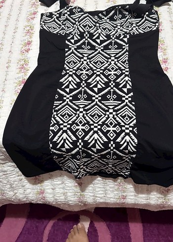 Siyah Desenli Straplez Mini Tunik
