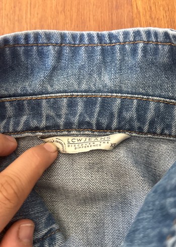 Düğmeli Kadın Mavi Denim Ceket - Görsel 3