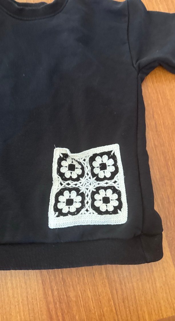 Siyah kız Çocuk Örgü Detaylı Sweatshirt 8-9 yaş - Görsel 2