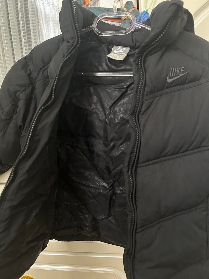 Nike Siyah Erkek Çocuk Mont - Görsel 3