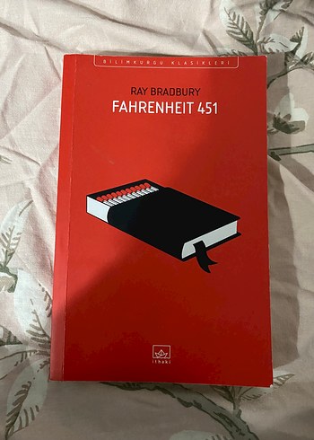 Fahrenheit 451 - Ray Bradbury