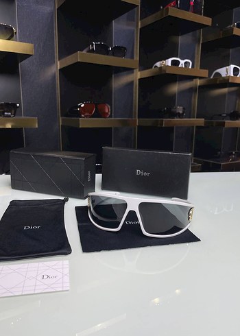 Dior Beyaz Minimalist Kadın Güneş Gözlüğü