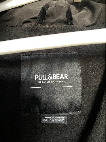 Pull and Bear Pullandbear mont