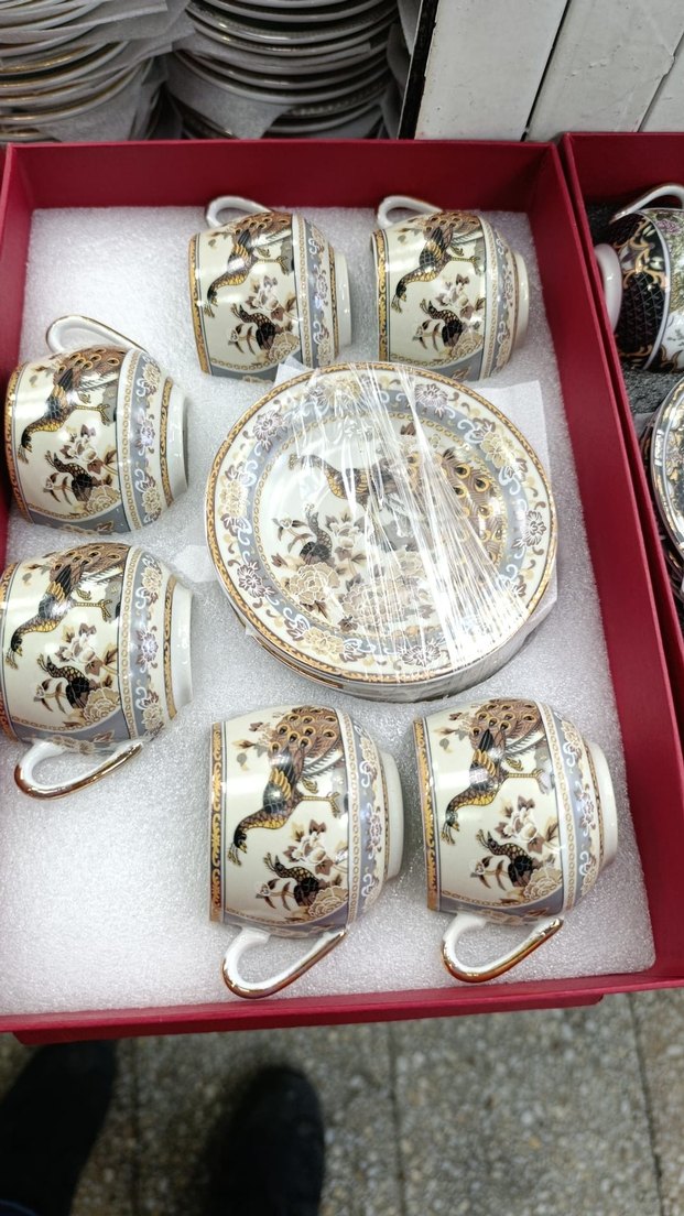 Kahverengi Tavuskuşu Desenli Fincan ve Tabak Seti - Görsel 3