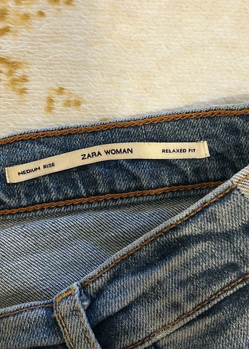 36 Beden mavi Renk Kadın Parlak Mavi Yırtık Denim Jean