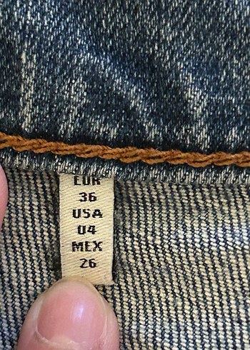 Zara Kadın Parlak Mavi Yırtık Denim Jean