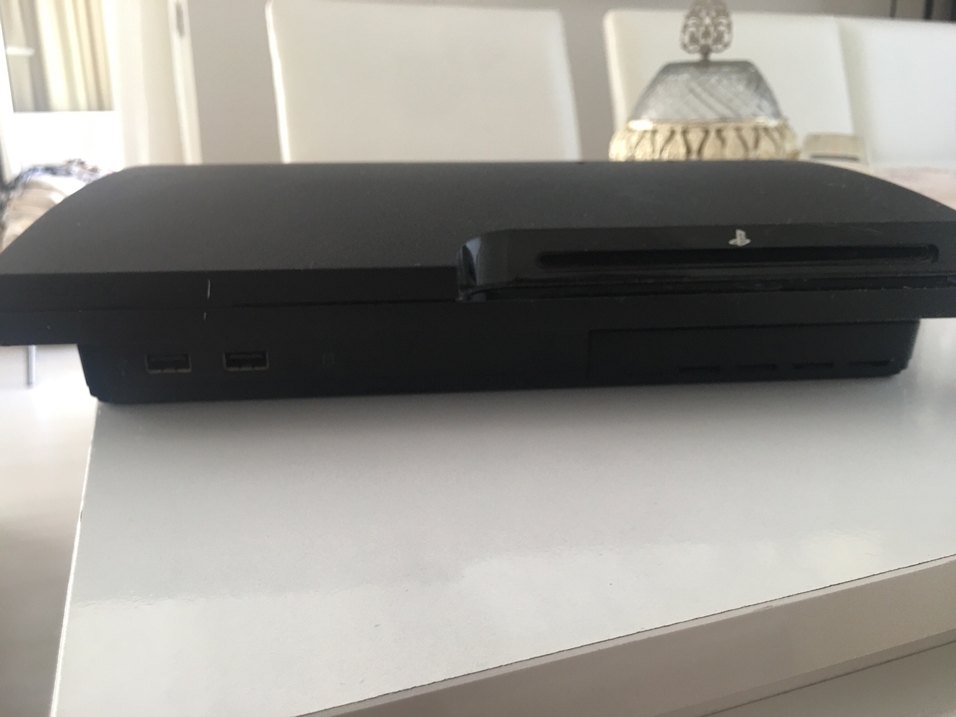 PlayStation 3 Slim - Görsel 4