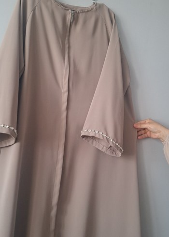 42 Beden Bej Uzun Kollu Salaş Kadın Abaya