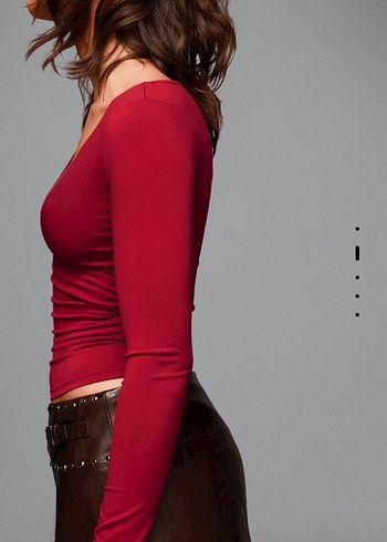 Büzgülü uzun kollu v yaka bluz - Görsel 2