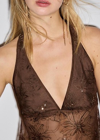 Parlak işlemeli halter yaka bluz - Görsel 3