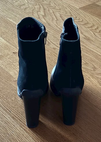 İnci Siyah Kadın Topuklu Bot - Görsel 4